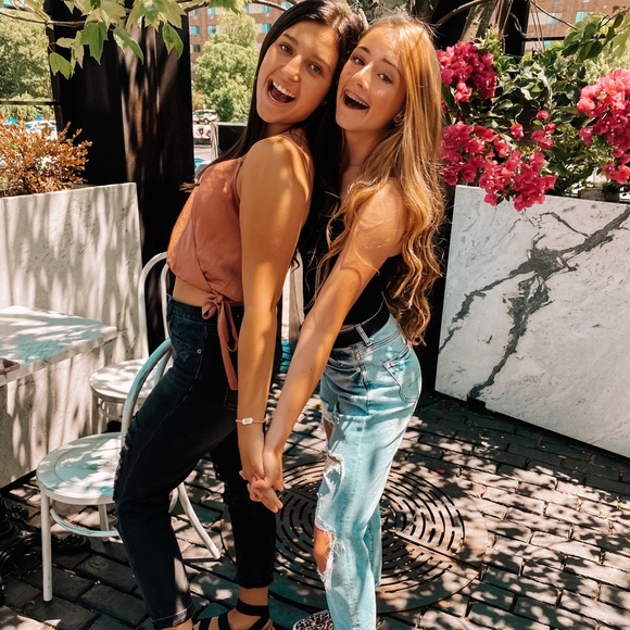 Meet your Posher, Julia - Picture 7 of 16